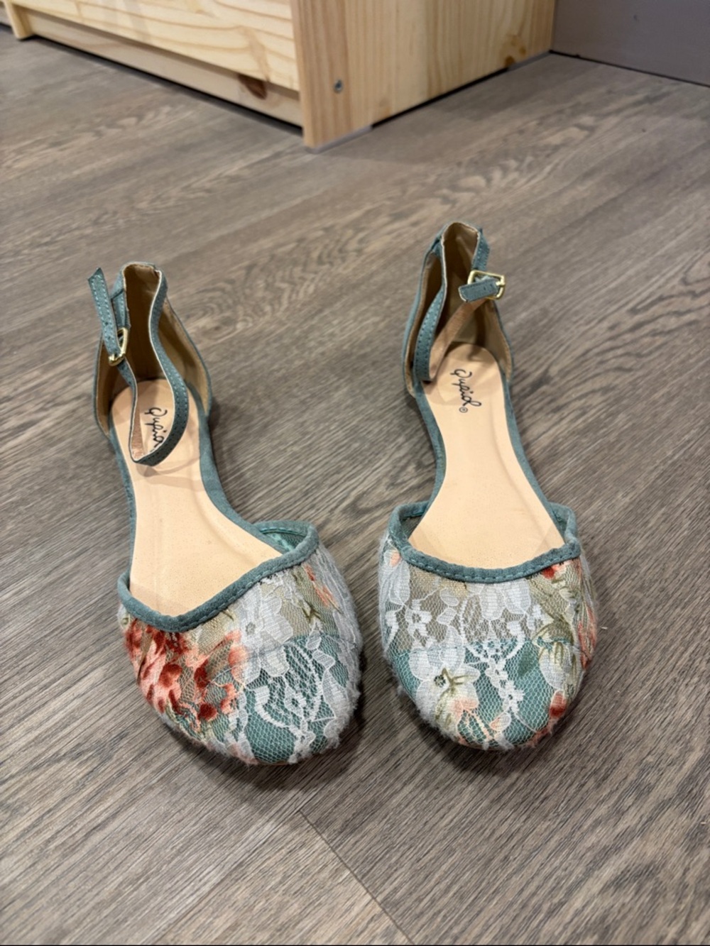 Qupid Floral Lace D'Orsay Flats in Teal and Coral